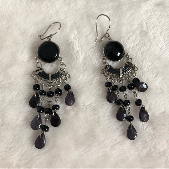 2/$20 | Vintage intricate drop earrings - Picture 2 of 3